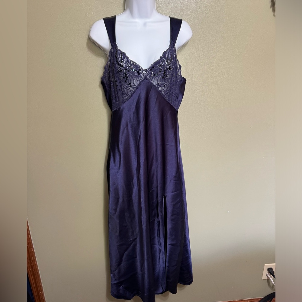 Vintage Victoria’s Secret Slip Night Gown, Size M